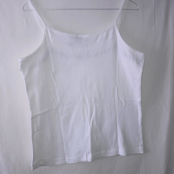 White Embroidered Women's Top - Picture 3 of 3